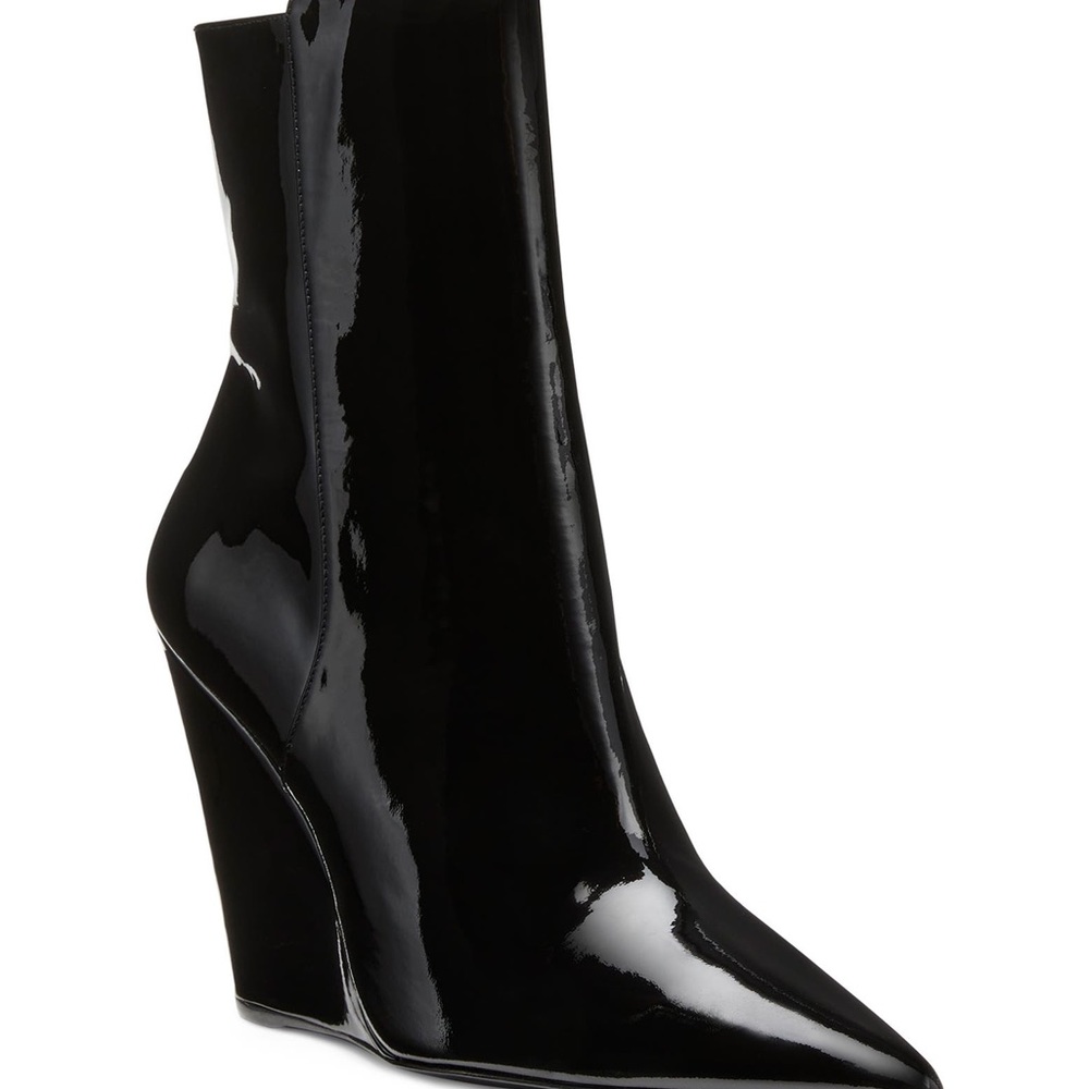 Stuart Weitzman Women’s 100 Zip Bootie, New Without Box, Never Worn, Black